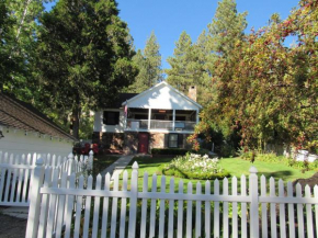 Terry's Cozy Cottage Big Bear Lake